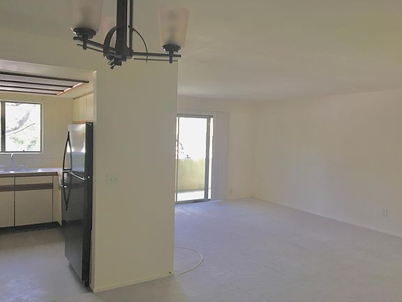 Living Room/Kitchen