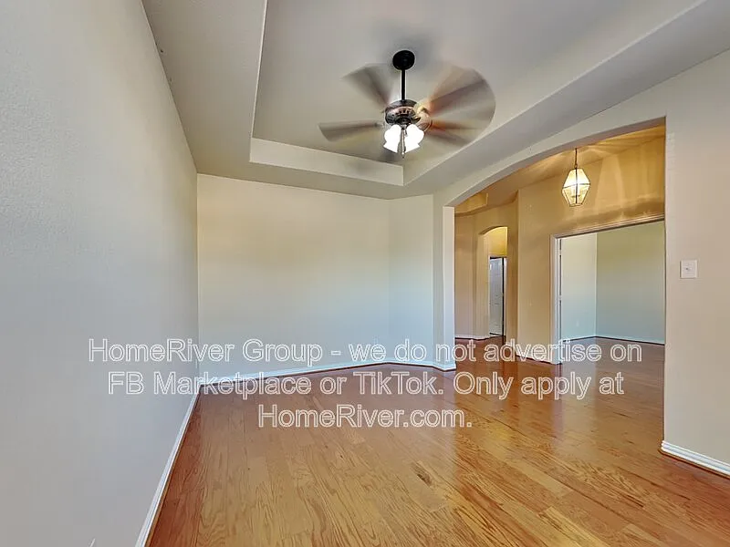 4 bed, 2.0 bath, 2581 sqft, $2,650 — Photo 4