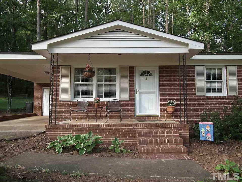 2nd image of 2824 Oak Ridge Ct