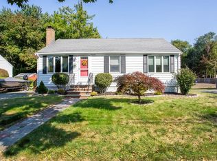 17 Loris Rd, Danvers, MA 01923