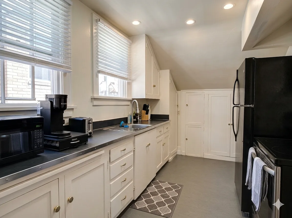 1 bed, 750 sqft, $2,000 — Photo 2
