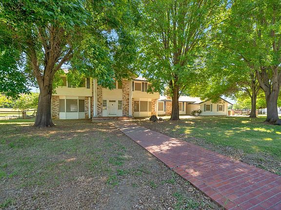 3rd image of 6726 Pleasants Valley Road