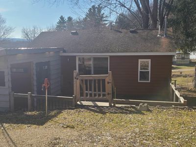 2360 Edwards Ln, Harpers Ferry, IA, 52146