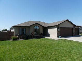 110 Hoffman Ave, Doniphan, NE 68832