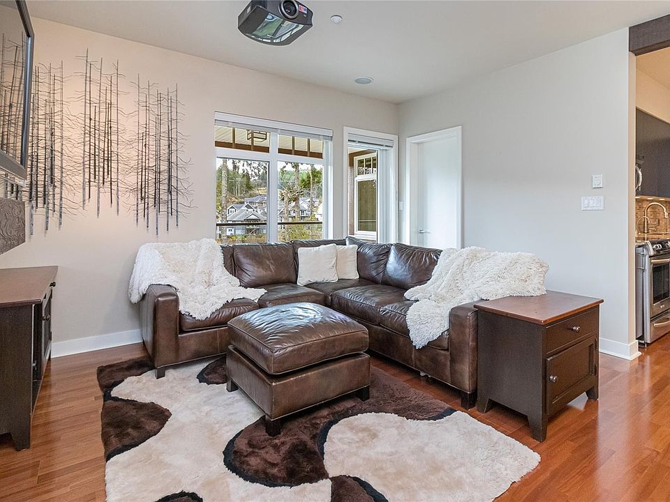 1st image of 1395 Bear Mountain Pkwy #302
