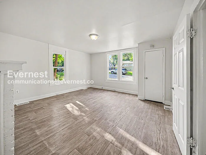 2709 30th St — Photo 11