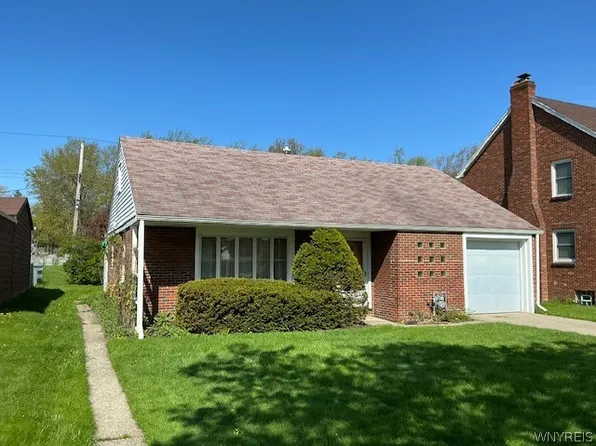 83 S Shore Blvd, Lackawanna, NY 14218