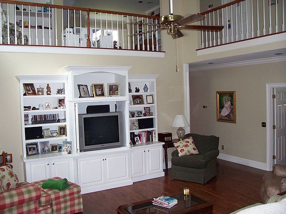 BUILT IN ENTERT. CTR