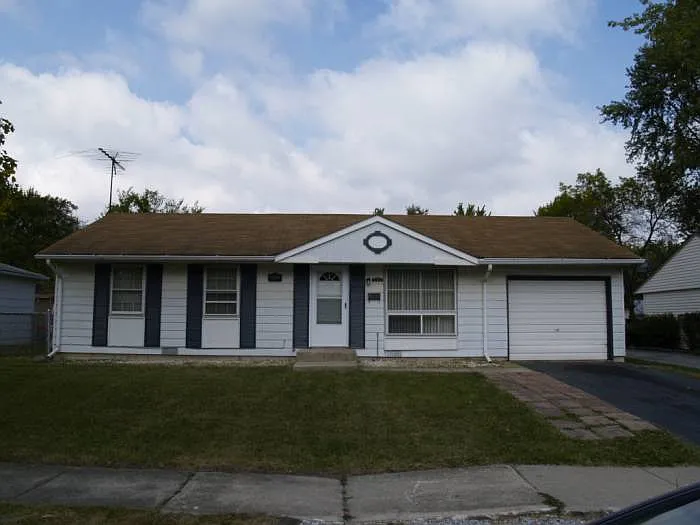 333 E Tulip Dr photo 1