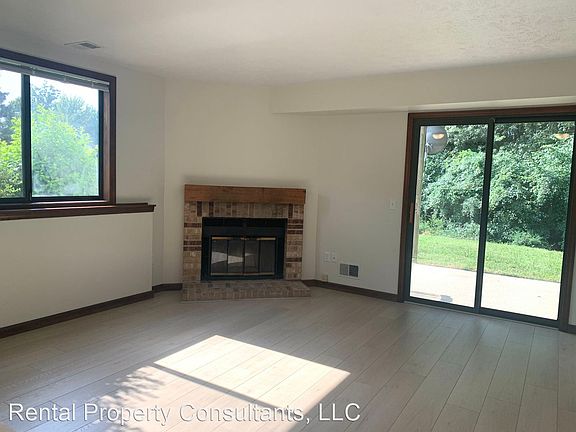 3rd image of 4753-4759 Circle Shore Dr SE #4757-D