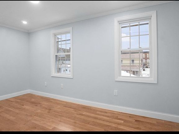 3rd image of 21810 133rd Ave Floor 2