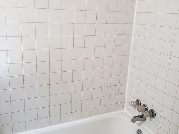 4th image of 1933 N Judson St APT 1