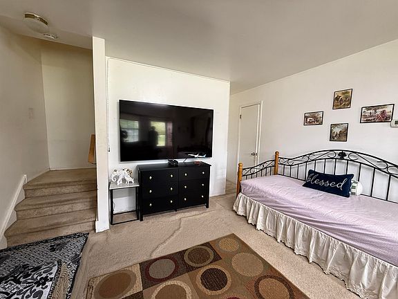 5th image of 720 S New Rd APT 3L