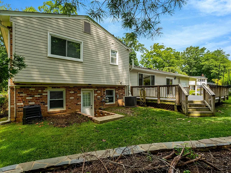 6717 Reynard Dr — Photo 53