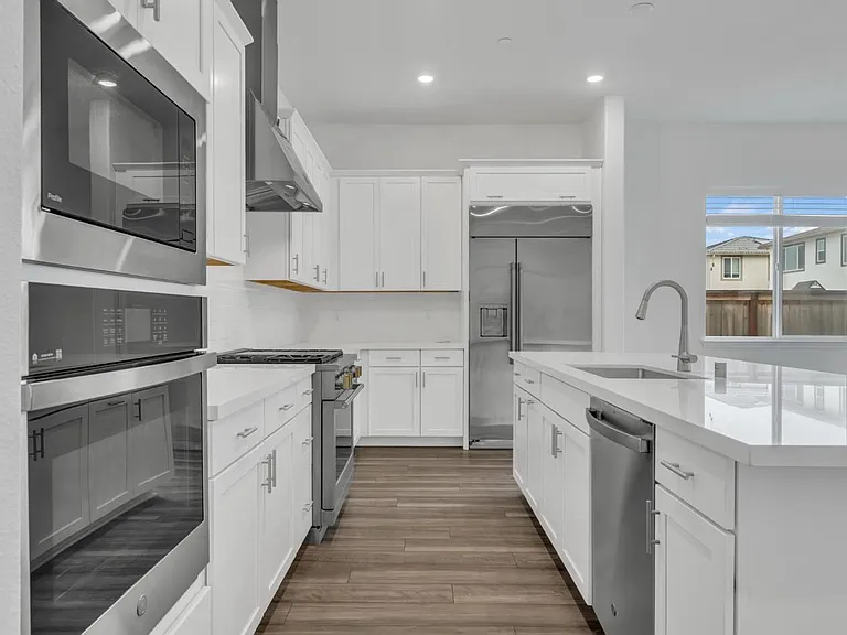 4236 Bellwether Way — Photo 5