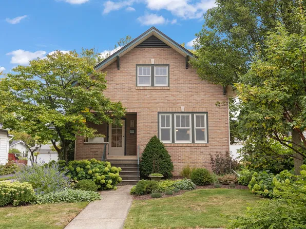416 Anthony St, Glen Ellyn, IL 60137