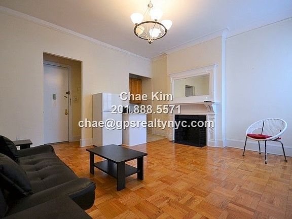 2nd image of 40 W 96th St APT 2B