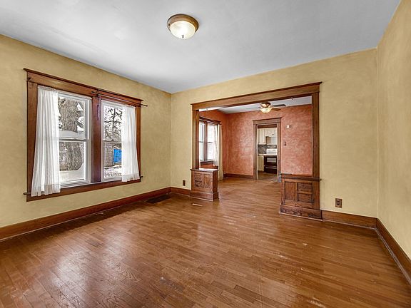 4th image of 2916 W Wilden Ave