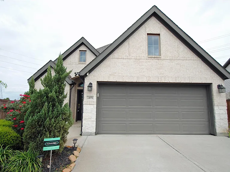 24978 Tidmor Ln — Photo 3