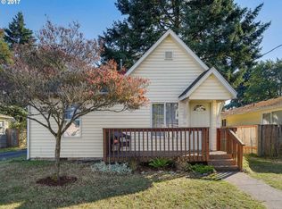 5704 SE Raymond St, Portland, OR