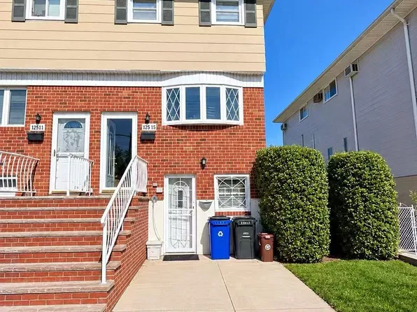 12515 11th Avenue, College Point, NY 11356
