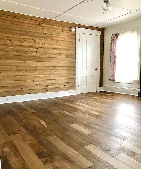 Large Bedroom 3 with 2 closets