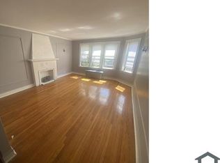 7754 S Colfax Ave #1H, Chicago, IL 60649