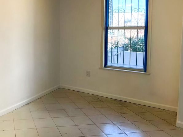 (undisclosed Address)