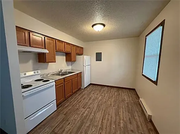 2602 Fryklund Dr, 2602 Fryklund Dr APT 8, Menomonie, WI 54751