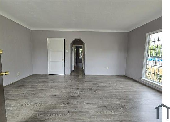 1st image of 5641 Elmer Ave #1