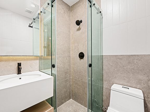 3rd image of 151 S Elliott Pl #4F