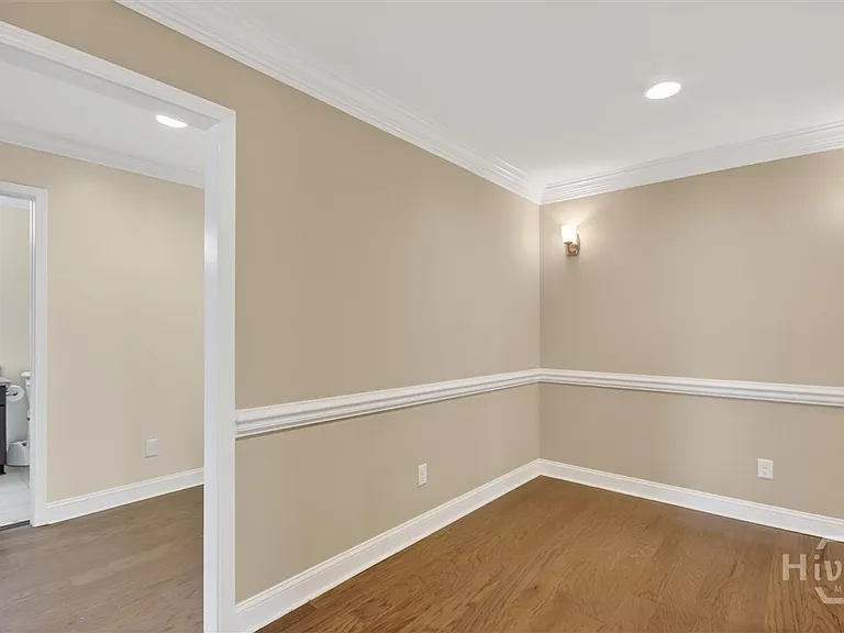 40 Roseberry Cir — Photo 11