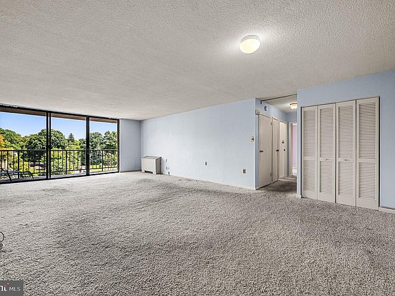 3rd image of 801 Yale Ave APT 1009