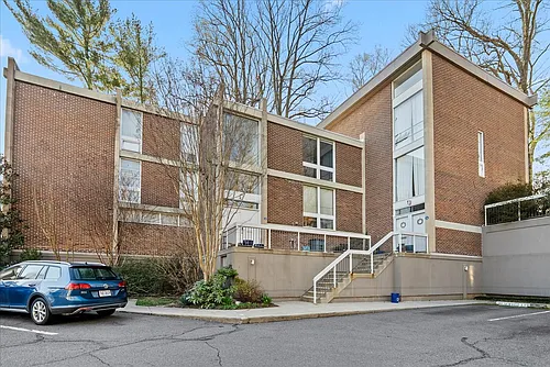11531 Hickory Cluster Photo 1
