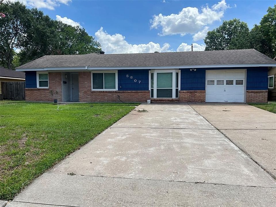 5807 W 43rd St Houston TX 77092 Zillow