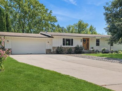 300 Douglas Dr, Buffalo, MN, 55313