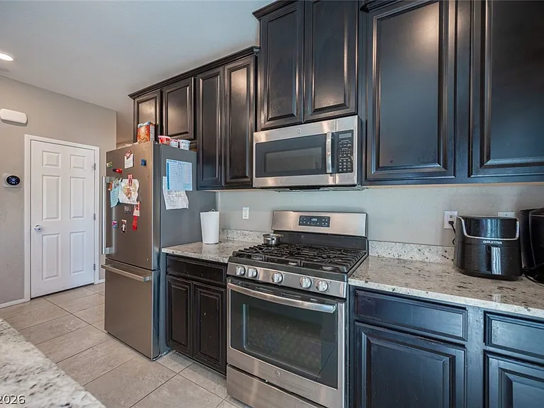 2715 Amazing Meadows Ave #1182 — Photo 13
