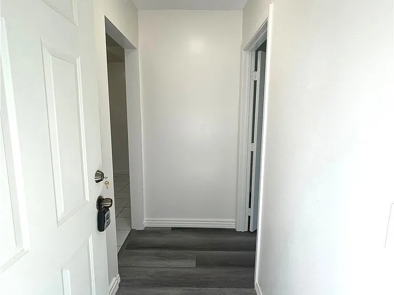 1427 S Chapel Ave #2 — Photo 3