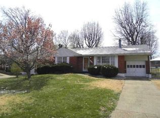 1042 Fontaine Pl, Saint Louis, MO 63137