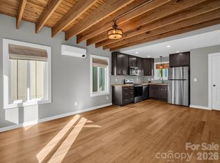 9 W Citra St, Arden, NC 28704