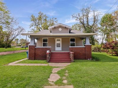 1129 E 7th St, Alton, IL, 62002