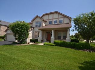 1675 Locke Ln, Vernon Hills, IL 60061