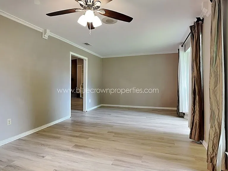 1804 Mercedes Pl — Photo 5