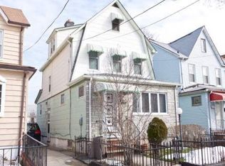 11449 211th St, Cambria Heights, NY 11411