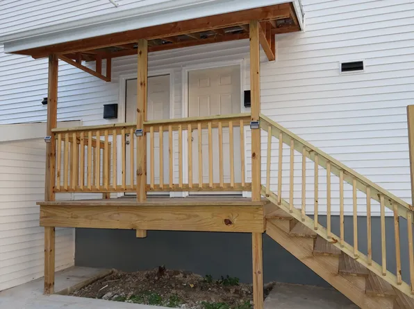 61 E Phillips St #B, Coaldale, PA 18218
