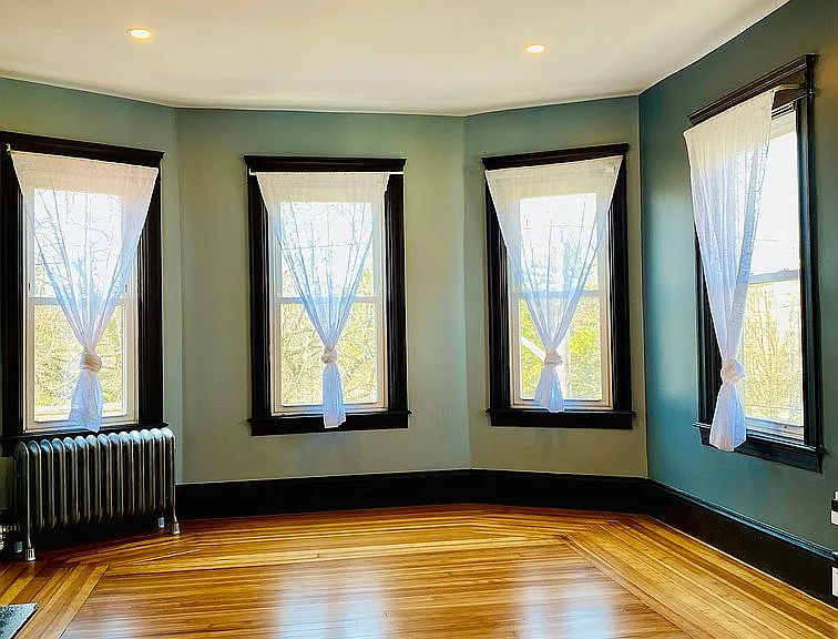 97 Raymond St #3 — Photo 1
