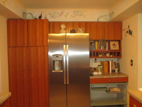 4th image of 905 Knottingham Dr