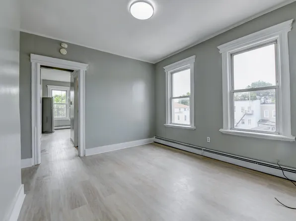 200 Nunda Avenue image 1 of 32