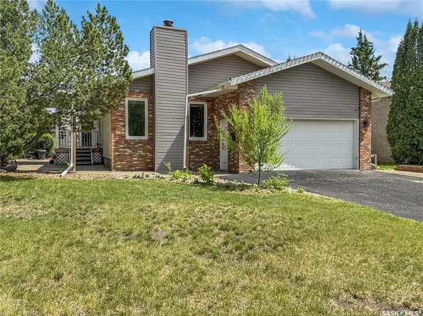 10818 Meighen CRESCENT, North Battleford, SK S9A 3L3
