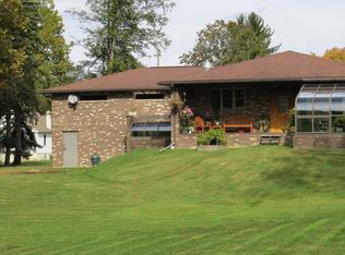 109 Stone Church Rd, New Stanton, PA 15672